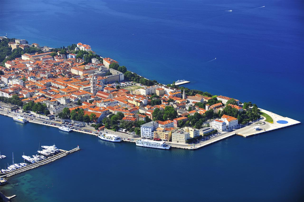 ZADAR OLD TOWN - Croatia Gems